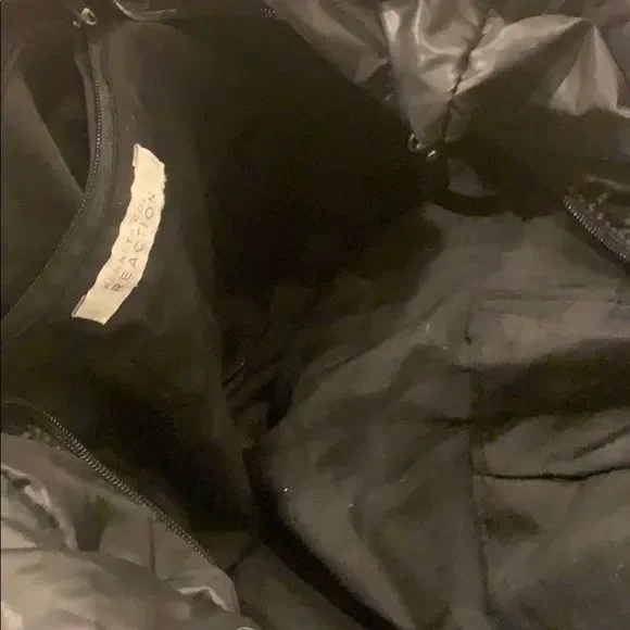 NWOT Kenneth Cole Puffer Bag - Picture 3 of 5